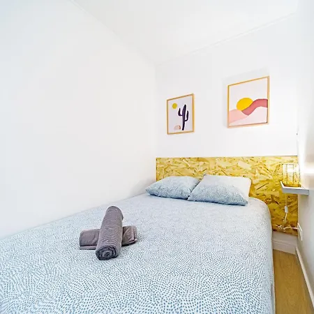 Cozy Au Coeur De 8 Апартаменты *